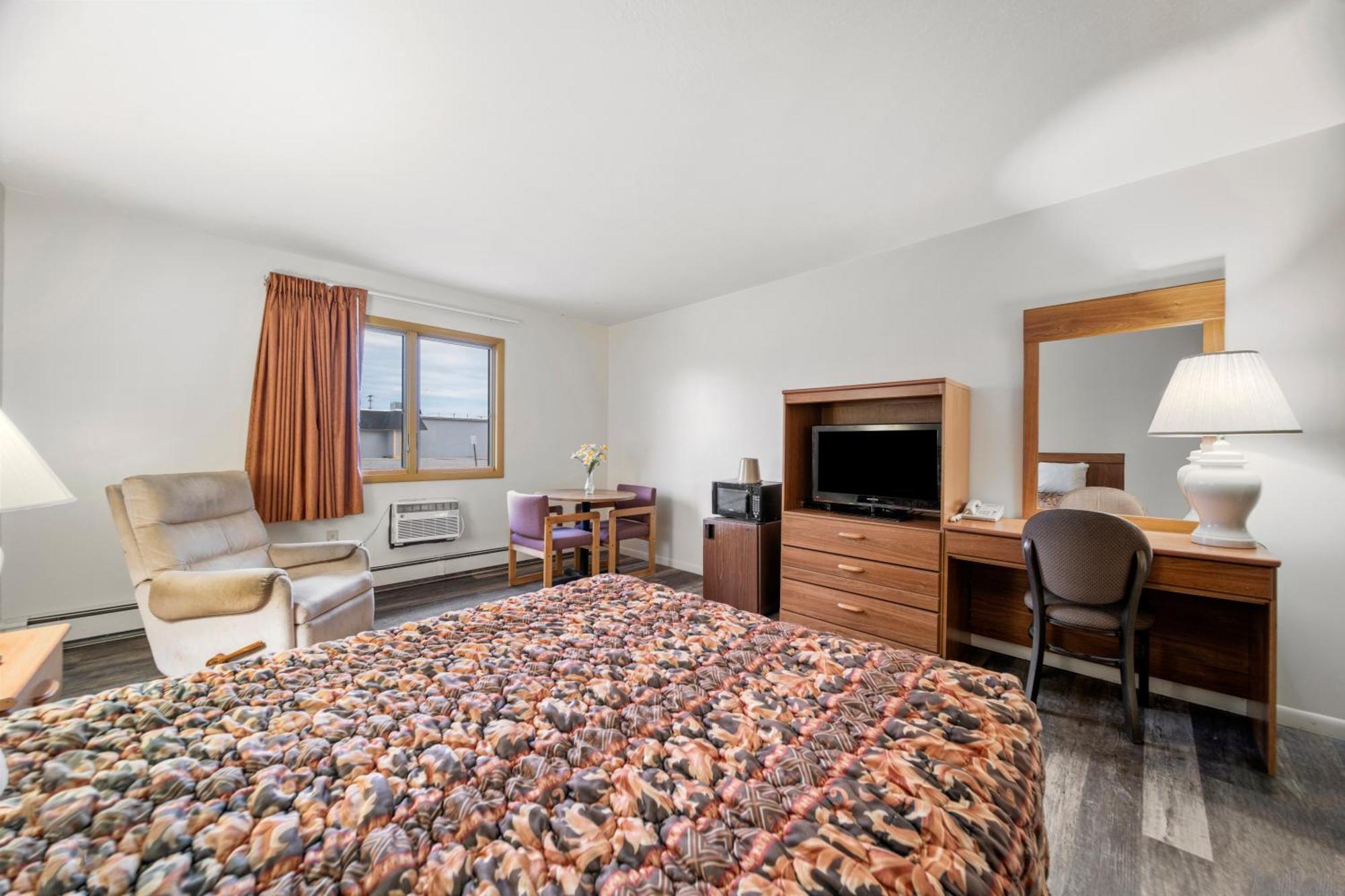 Executive Inn Cass City Екстериор снимка