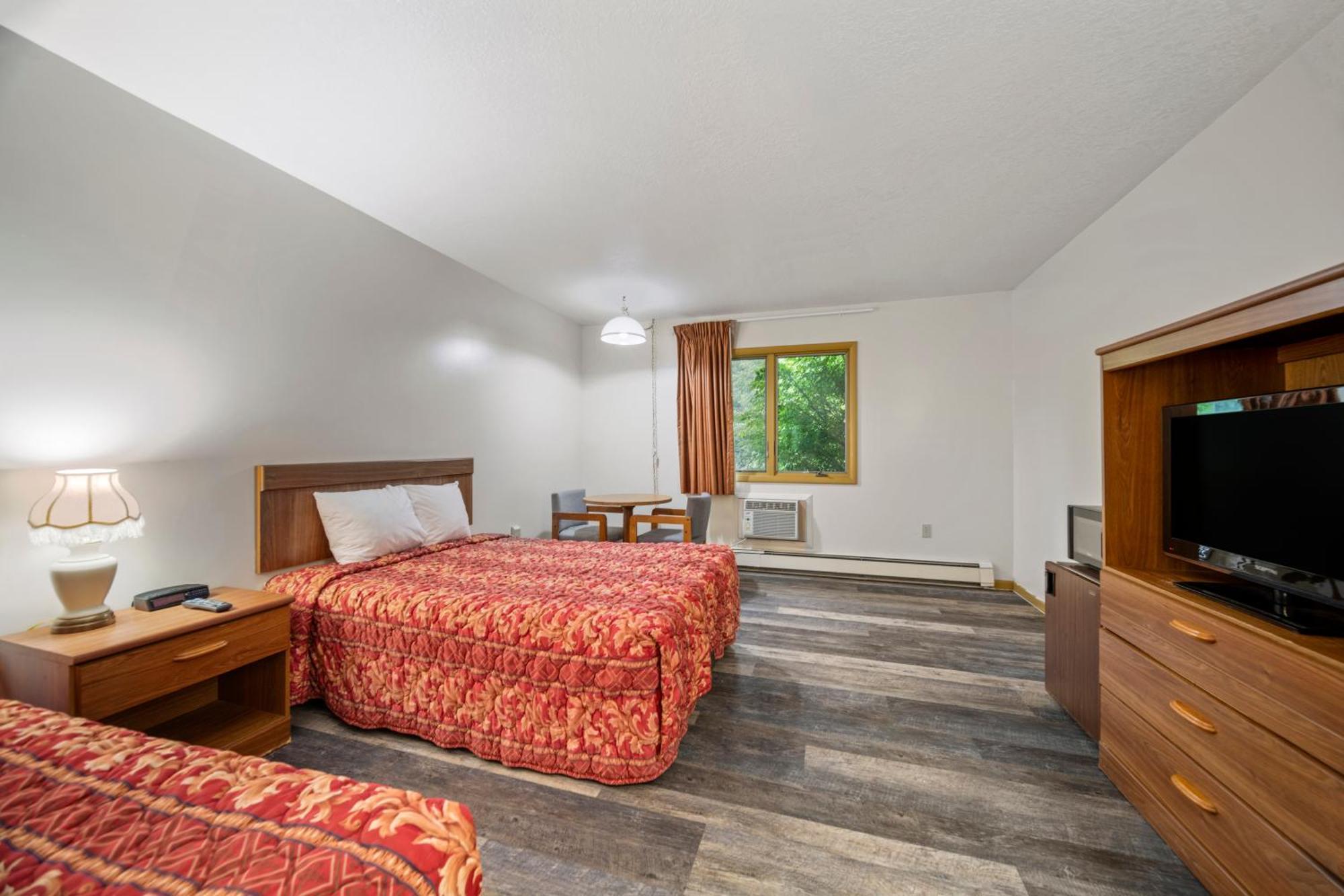 Executive Inn Cass City Екстериор снимка