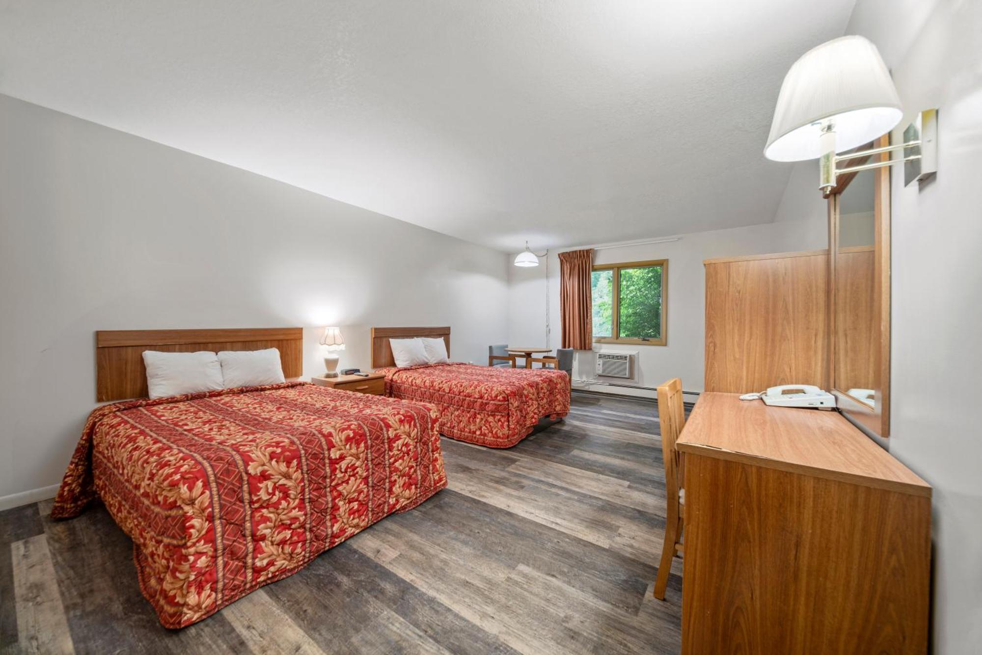 Executive Inn Cass City Екстериор снимка